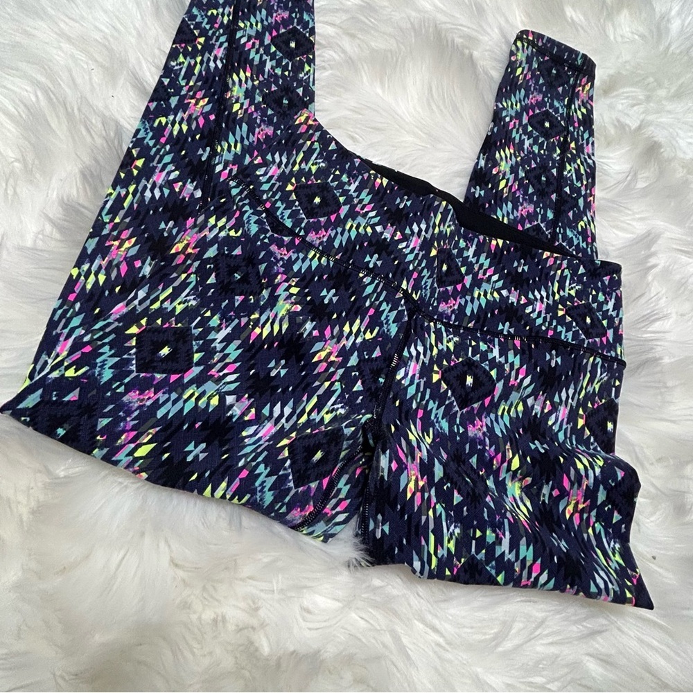 Victoria's Secret Black and Blue Geometric Leggings A3 - Picture 2 of 4